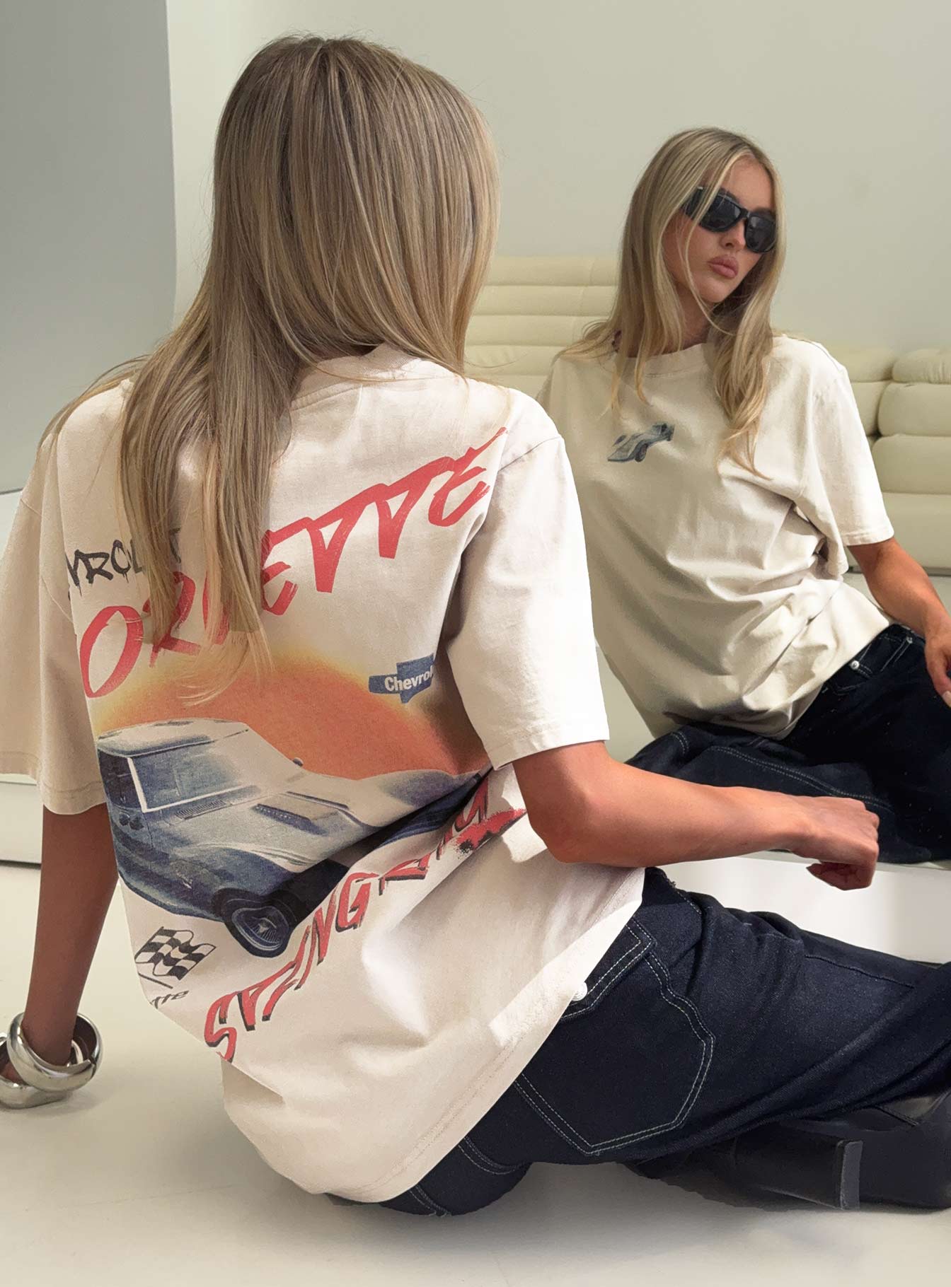 Corvette Classics Oversized Graphic Top Beige