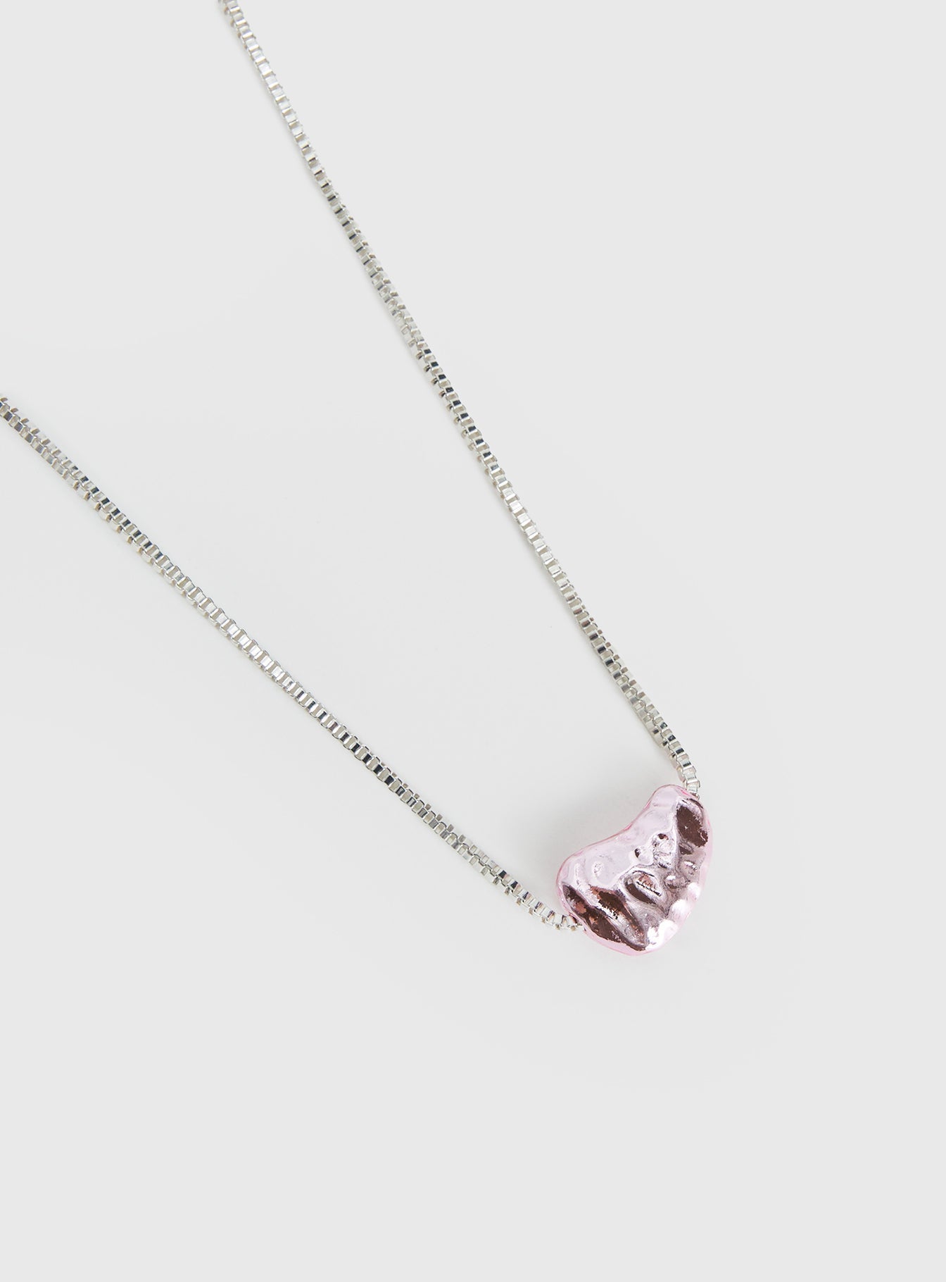 Living Large Pendant Necklace Pink